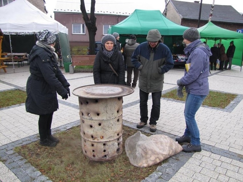 Jarmark bożonarodzeniowy w Ogrodzieńcu 2014 [ZDJĘCIA]