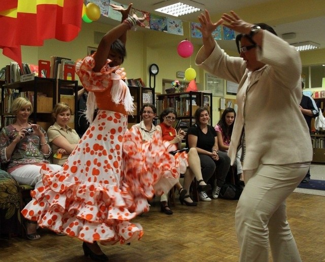 Hiszpanki porwały wszystkich do tańca flamenco.