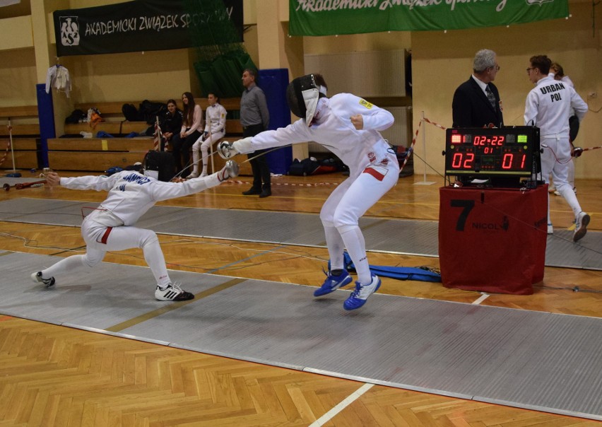 Szermierka. Tym razem wrocławianie bez podium na PP juniorów młodszych