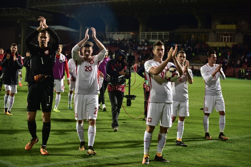 Polska gromi i mundial o krok! Hat-trick Roberta Lewandowskiego, gol Rafała Wolskiego [ZDJĘCIA]