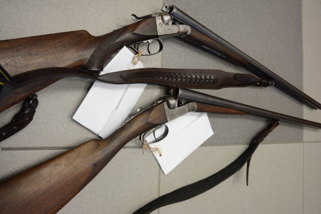 W miniony poniedziałek wysokomazowiecka policja ustaliła, że jeden z mieszkańców gminy Ciechanowiec może posiadać nielegalną broń i amunicję.