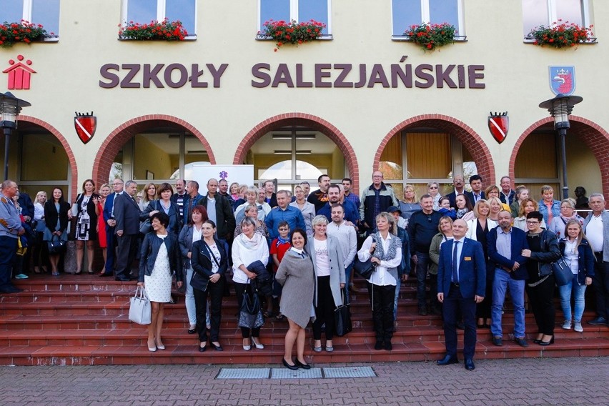 Konferencja o przeszczepach w Szczecinie. Dawcy przyjechali limuzyną 