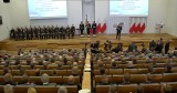 Uroczysta gala na 100-lecie Akademii Marynarki Wojennej w Gdyni. Prezydent Andrzej Duda i szef MON Mariusz Błaszczak odwiedzili Oksywie