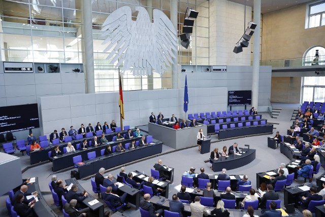 W Bundestagu głównym obrońcą tradycji NRD są postkomuniści z Die Linke