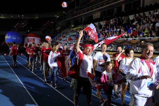 W Toruniu wczoraj rozpoczęły się XVIII Światowe Letnie Igrzyska Polonijne. Impreza potrwa do 8 sierpnia, a do grodu Kopernika przyjechało około tysiąca sportowców z całego świata. >> Najświeższe informacje z regionu, zdjęcia, wideo tylko na www.pomorska.pl 