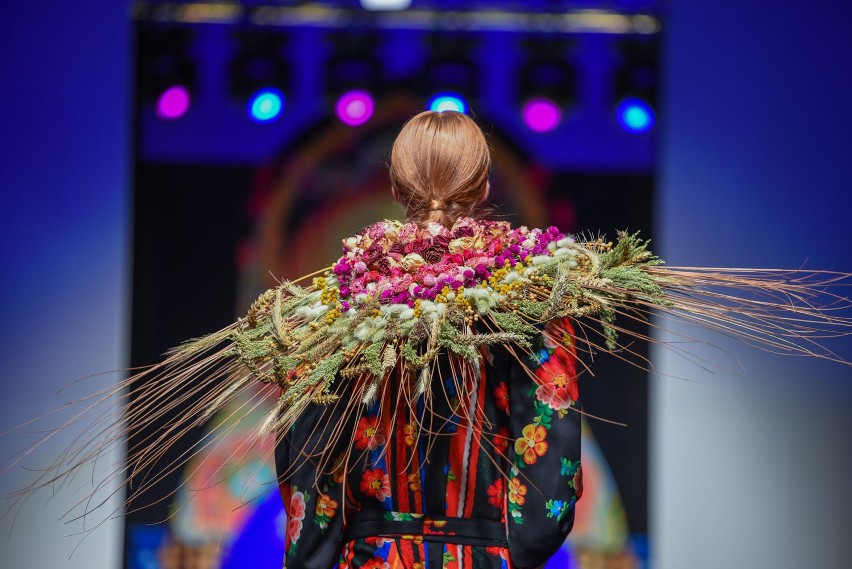 Zakopane. "Polski Folki 2018", czyli folkowy pokaz mody [ZDJĘCIA] 