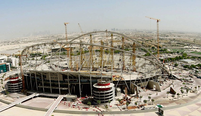 Khalifa Stadium, dotąd narodowy obiekt w Katarze, jest...