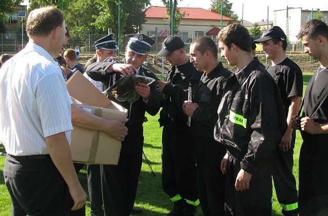 Strażacy z Odrzywołu zwyciężyli w gminnych zawodach pożarniczych.