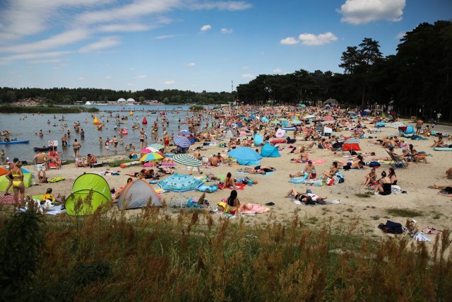 Czerwiec - cały miesiąc deszczowy, zwłaszcza pierwsza dekada i koniec czerwca. Upałów nie będzie.