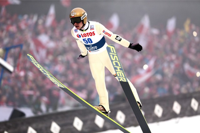 SKOKI NARCIARSKIE VIKERSUND - LOTY NARCIARSKIE VIKERSUND - NA ŻYWO - KONKURS W VIKERSUND - LOTY VIKERSUND 2015 - RELACJA. PIOTR ŻYŁA - VIKERSUND 2015