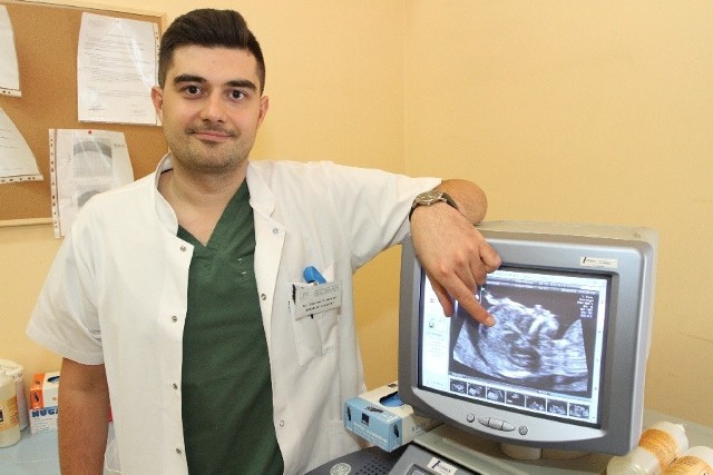 Ginekolog i położnik Mateusz Posłowski z Centrum Zdrowia Kobiety Komed w Kielcach podpowiada, jak chronić się przed niechcianą ciążą.