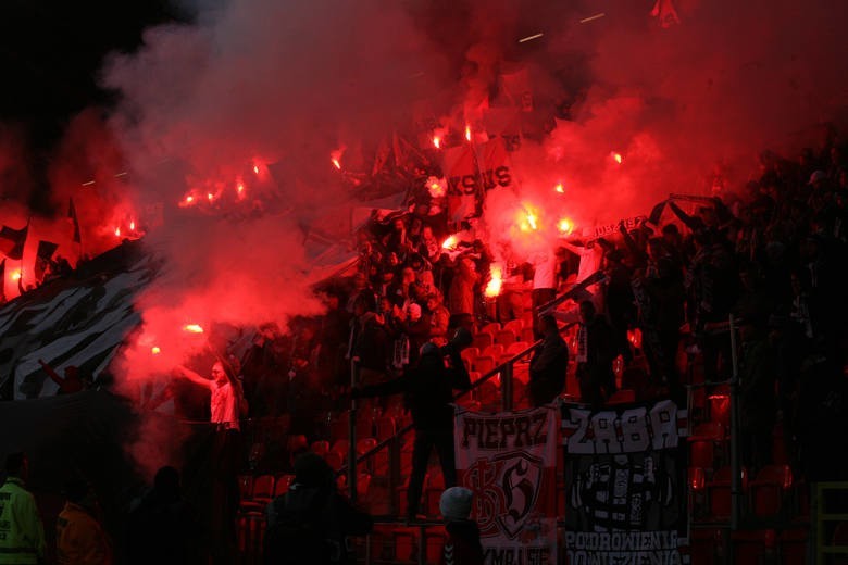 Piłkarska pierwsza liga. Kibice na meczu GKS Tychy - ŁKS [zdjęcia]