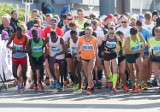 1 PZU Gdańsk Maraton 2015 na ulicach miasta. Trasa biegu i zamknięte ulice [WIDEO]