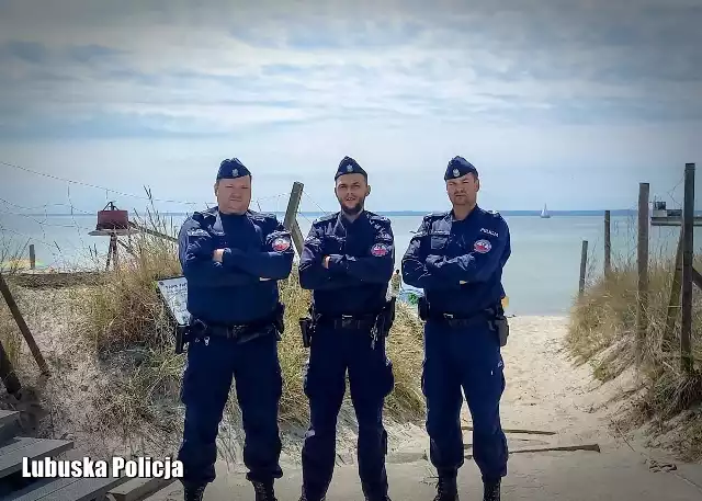 Lubuscy policjanci pomogli nad morzem odnaleźć matce jej dziecko, które zagubiło się na plaży.