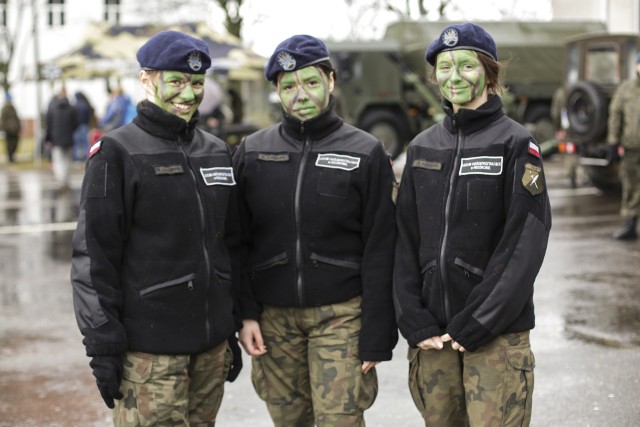 7 BOW świętuje 20-lecie Polski w NATO. Piknik wojskowy. Zobacz zdjęcia.