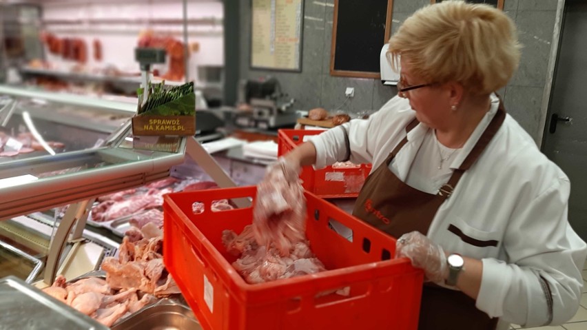 Centro Prószków - galeria i supermarket. Żywność bez chemii to dzisiaj rarytas. Wędliny, mięso, owoce, warzywa, pieczywo. Kupuj lokalnie! 