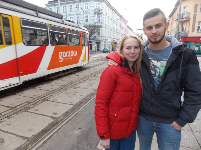 - Dobrze, że w tym miejscu powstanie przystanek - mówią Joanna Cajler i Krzysztof Dowejko, mieszkańcy ul. Borowskiego.