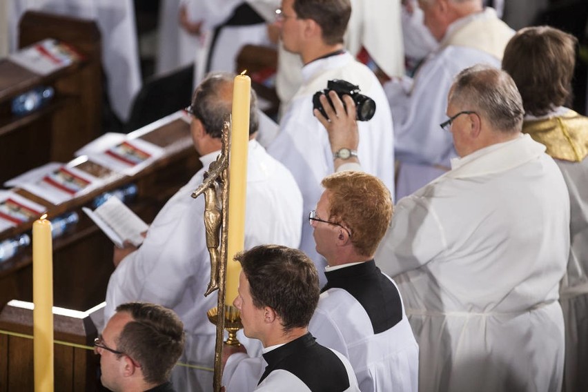 Papież Franciszek podczas mszy w Sanktuarium Bożego...