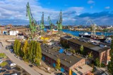 Karstensen Shipyard Poland przeprowadza się na gdańskie pochylnie z zielonymi żurawiami, gdzie będzie budować statki