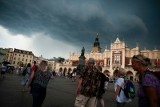 Znów zmiana pogody. W Tatry wraca... zima. Chłodniej będzie także w całej Małopolsce. W poniedziałek ostrzeżenie przed burzami i gradem