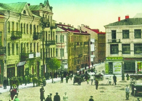 Ówczesny Rynek Kościuszki pełnił funkcję handlową, stąd też...