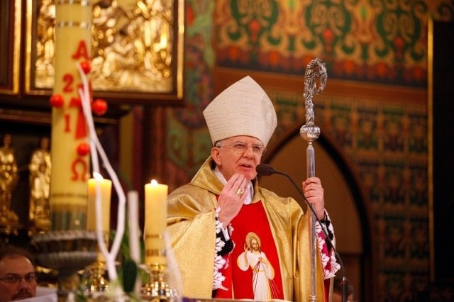 Marek Jędraszewski, biskup pomocniczy poznański, został w środę arcybiskupem, metropolitą łódzkim