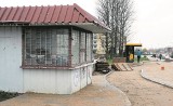 Kiosk obskurny, że aż strach - mieszkańcy domagają się jego usunięcia