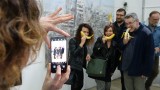 Banany zamiast lampki wina na otwarciu wystawy w Koszalinie [zdjęcia]