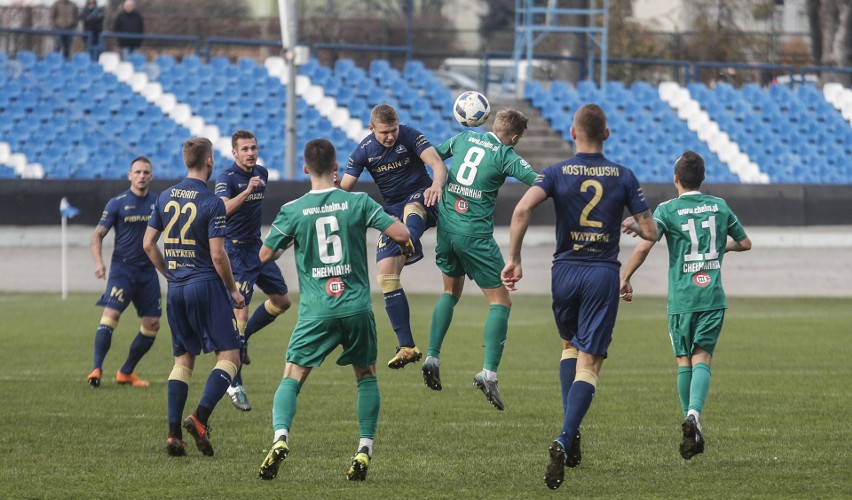 Stal Rzeszów pokonuje u siebie Chełmiankę Chełm 2:0....