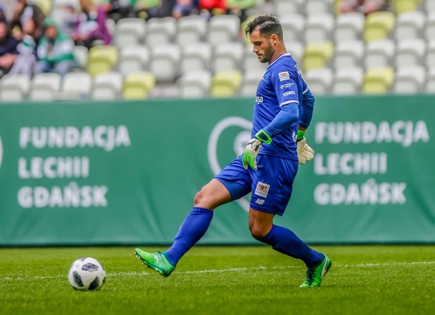 Zlatan Alomerović jest w Lechii Gdańsk od lipca 2018 roku....