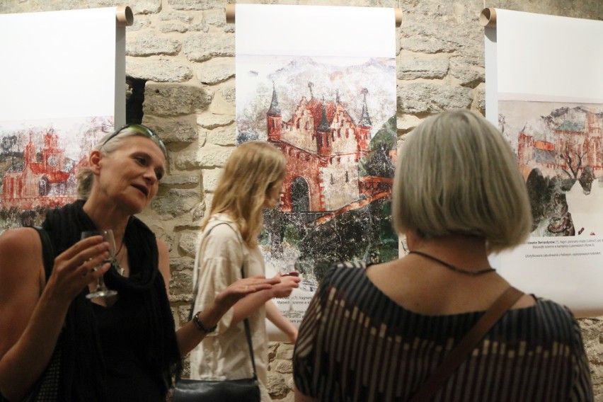 Wystawa na Zamku: Obrazy, rysunki i grafiki z całej Polski tworzą niezwykły portret Lublina