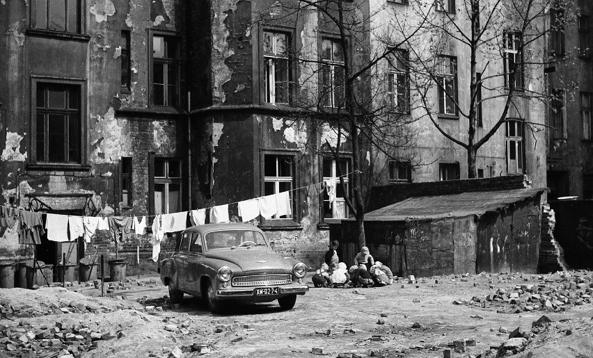 Podwórko przy ulicy Lwowskiej - 1961 rok