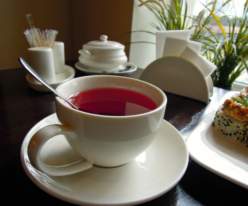 Czerwona herbata ma też właściwości antyutleniające i...