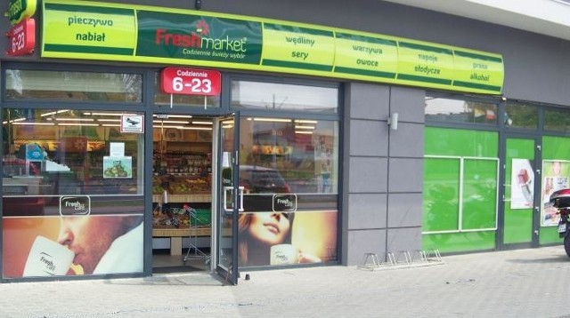 Sklepy czynne w Boże Ciało 26 maja 2016. FreshmarketSklepy sieci Freshmarket w Boże Ciało będą czynne w zależności od decyzji ajentów. Zwykle większość sklepów jest czynna w dni ustawowo wolne od pracy. Te sklepy, które zostaną otwarte, czynne będą jednak krócej niż zwykle - w zależności od indywidualnej decyzji ajenta w godzinach: 9:00 -19:00 lub 11:00 - 21:00.