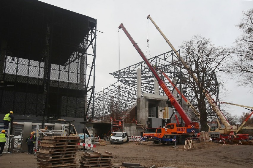 Stadion Pogoni - stan prac 19 listopada 2021.