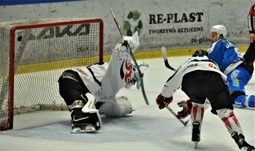 Hokejowy sparing; Re-Plast Unia Oświęcim - Energa Toruń. Na...