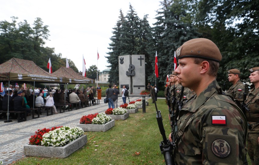 W Rzeszowie główne uroczystości związane z obchodami 77....