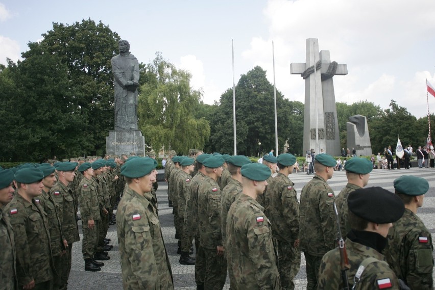 Obchody Święta Wojska Polskiego odbędą się 15 sierpnia na...