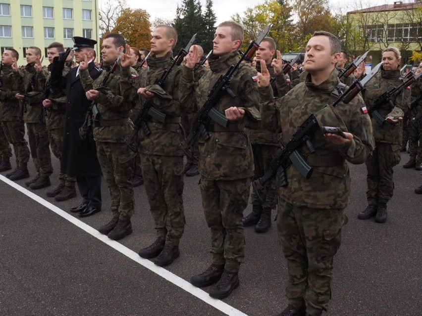 W sobotę przysięgę wojskową złożyli żołnierze dobrowolnej...