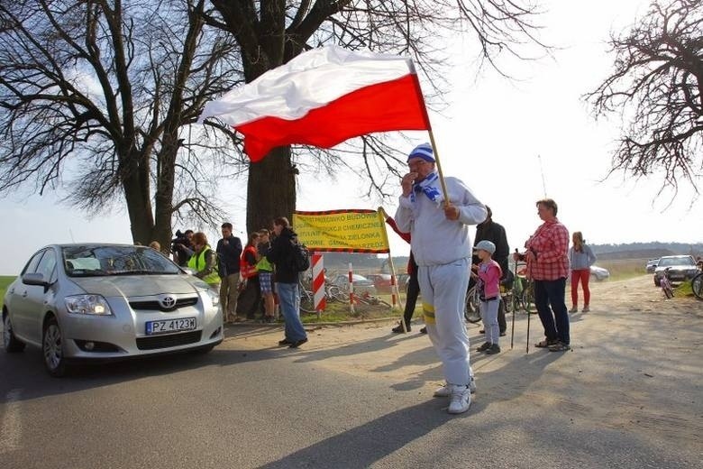 Mieszkańcy nie odpuszczają. Po protestach postanowili pójść...