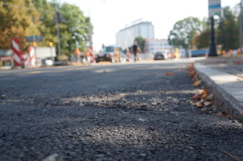 Podobnie ruch jedną nitką może odbywać się z Legionowej w...