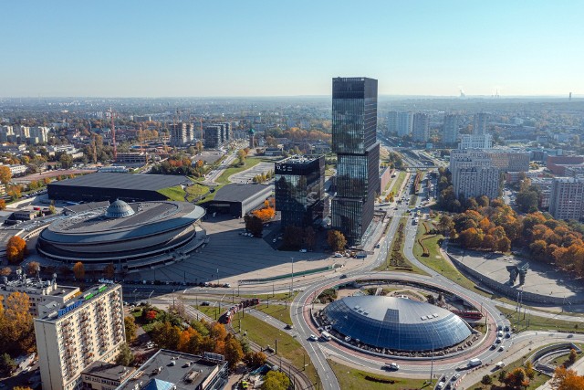 Katowice znajdują się wśród czterech miast w Polsce, w których usługi biznesowe można uznać za mocną specjalizację lokalną