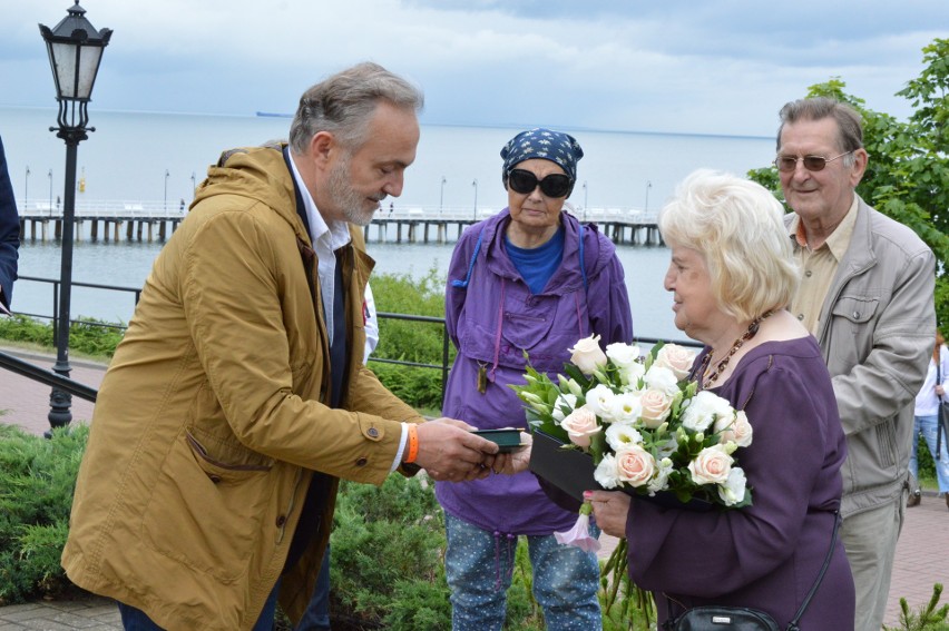 Nowa rzeźba na promenadzie Królowej Marysieńki w Orłowie [ZDJECIA]