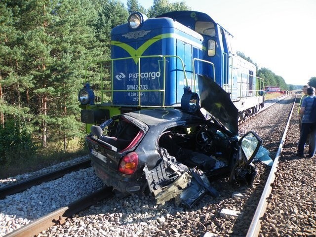 Do najtragiczniejszego wypadku doszło 3 sierpnia na szlaku Nurzec &#8211; Siemiatycze. 26-letni kierowca toyoty wjechał wprost pod lokomotywę. Na miejscu zginął on i dwoje pasażerów. Czwarta osoba zmarła w szpitalu.