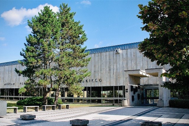 Muzeum Początków Państwa Polskiego w Gnieźnie czynne jest w piątki, soboty i niedziele w godzinach 10-17