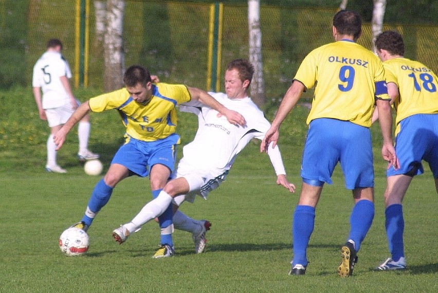 Karpaty Siepraw - IKS Olkusz (18.04.2009)