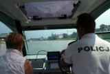 Kraków. Policjanci z Komisariatu Wodnego dbają o bezpieczeństwo na wodzie. Jak wygląda ich praca? [ZDJĘCIA]