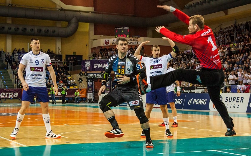 PGNiG Superliga. Udany test piłkarzy ręcznych PGE VIVE Kielce przed Świętą Wojną. Wysoka wygrana w Kaliszu [ZDJĘCIA]