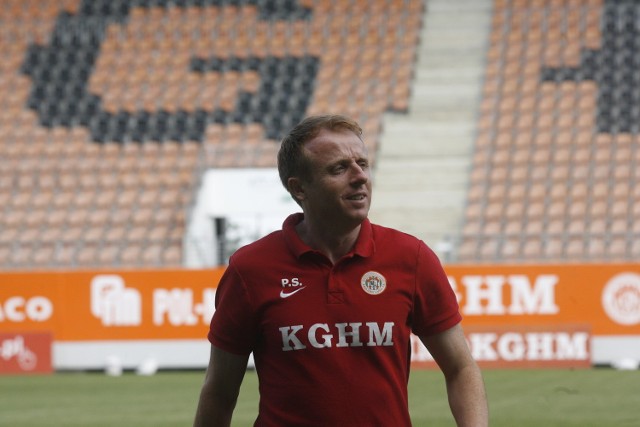 Piotr Stokowiec był zadowolony z pierwszego zwycięstwa w I lidze. Jego Zagłębie ograło Flotę Świnoujście