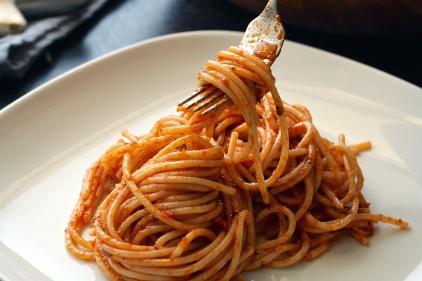 Spaghetti z sosem napoli.